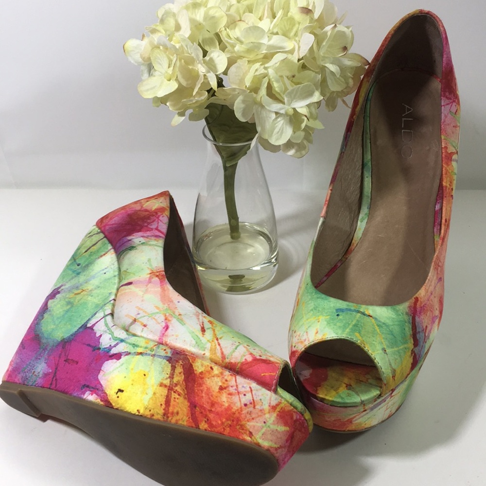ALDO tie dye wedge heels size 39 size 9